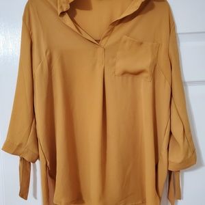 Gold/mustard blouse